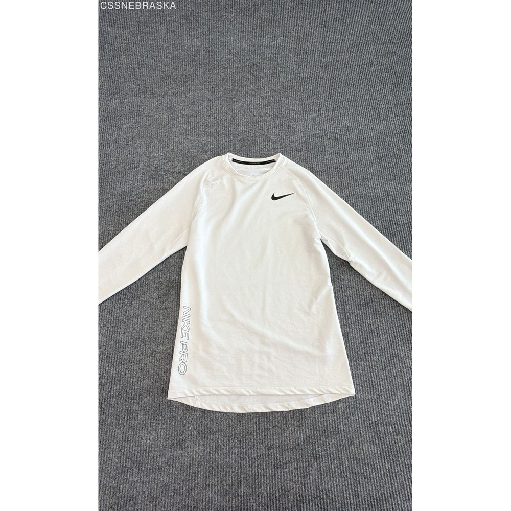 Nike Men's Pro Dri-FIT White Long Sleeve Slim Fit Training Top DQ5448-100 Sz M